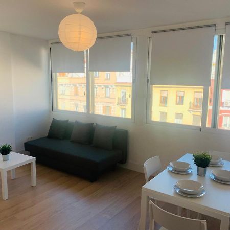 Pisos Con Piscina Barrio Exclusivo-Wizinkcenter Alquiler Temporada Lejlighed Madrid Eksteriør billede