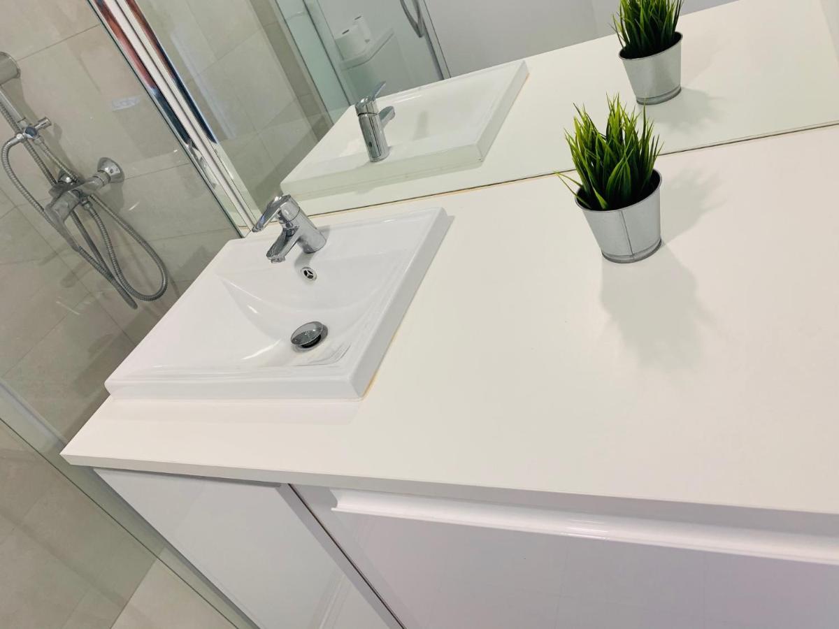 Pisos Con Piscina Barrio Exclusivo-Wizinkcenter Alquiler Temporada Lejlighed Madrid Eksteriør billede