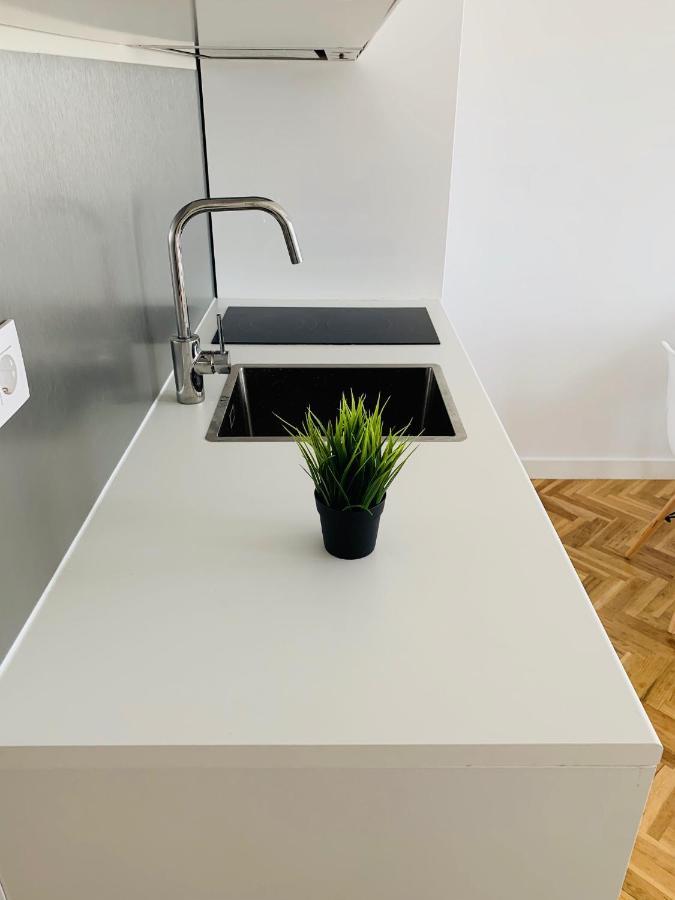 Pisos Con Piscina Barrio Exclusivo-Wizinkcenter Alquiler Temporada Lejlighed Madrid Eksteriør billede