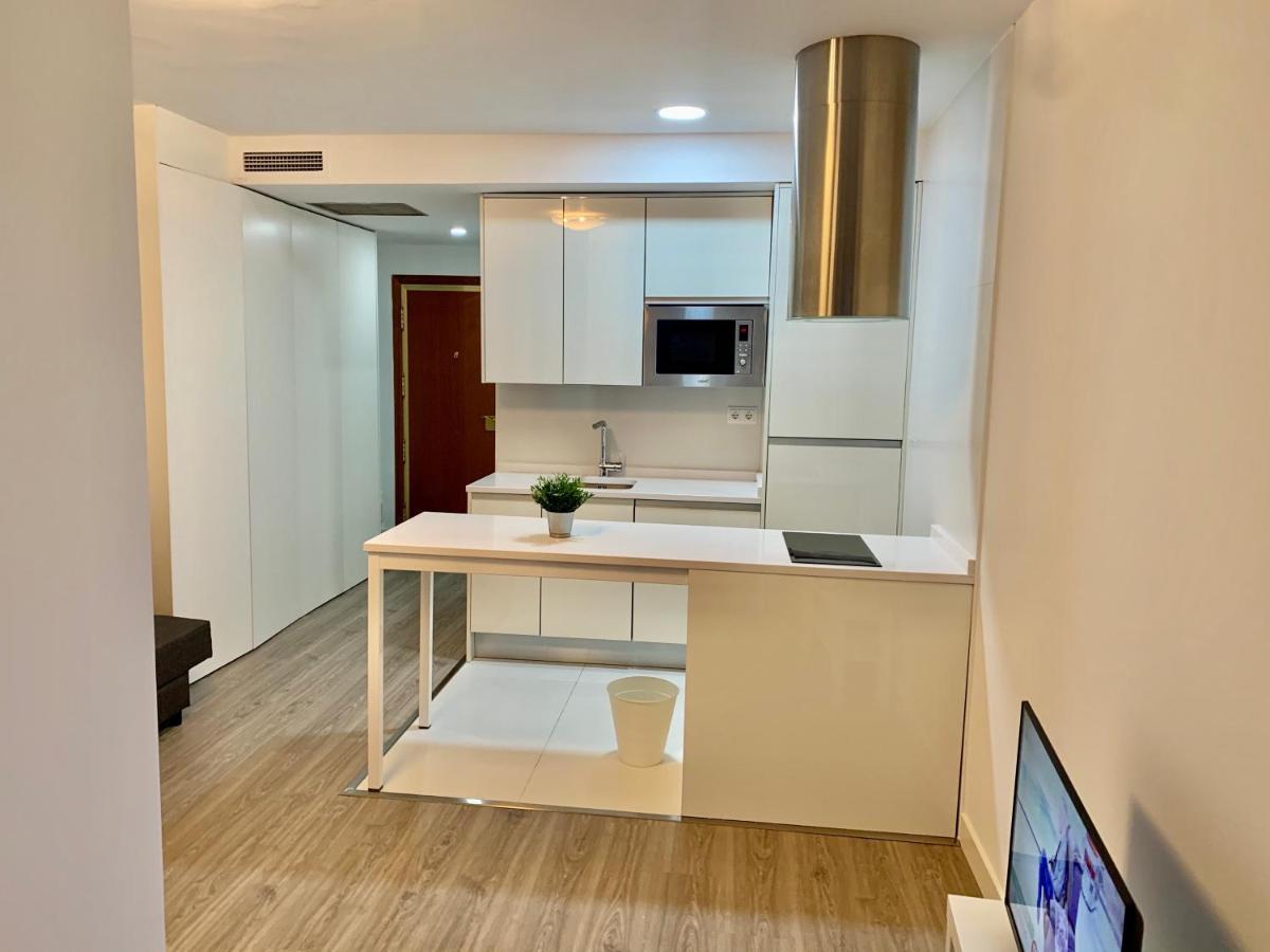 Pisos Con Piscina Barrio Exclusivo-Wizinkcenter Alquiler Temporada Lejlighed Madrid Eksteriør billede