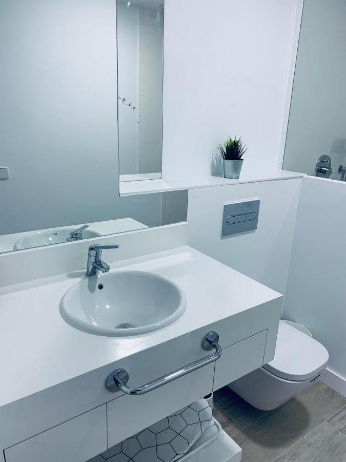 Pisos Con Piscina Barrio Exclusivo-Wizinkcenter Alquiler Temporada Lejlighed Madrid Eksteriør billede