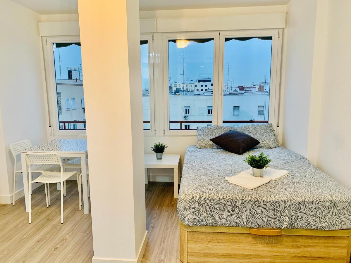 Pisos Con Piscina Barrio Exclusivo-Wizinkcenter Alquiler Temporada Lejlighed Madrid Eksteriør billede