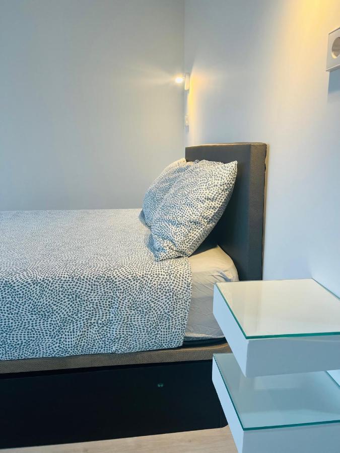 Pisos Con Piscina Barrio Exclusivo-Wizinkcenter Alquiler Temporada Lejlighed Madrid Eksteriør billede